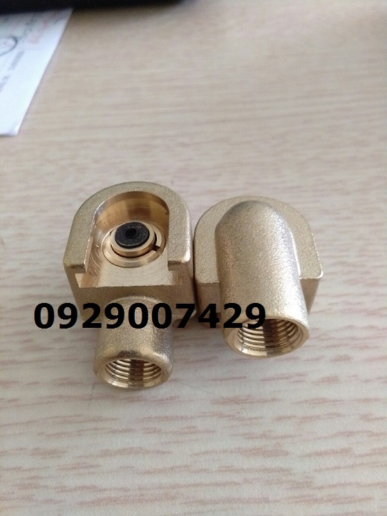 z1941867513041_0725f72fc2dc99b22bc57fba0eaa26c6